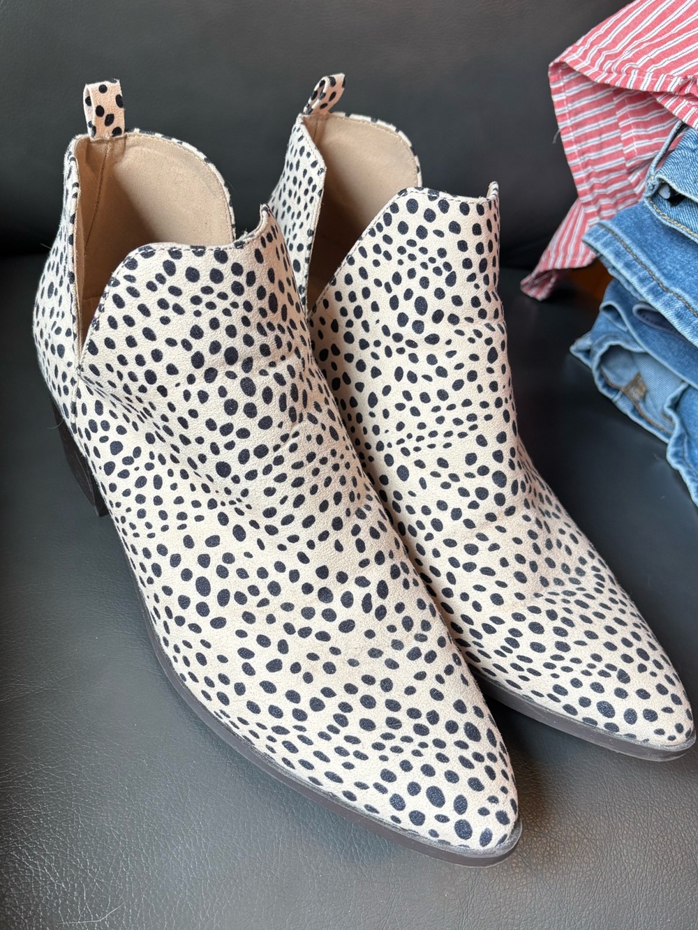 Spotted Pointed-Toe Ankle Boot - Cream/Black -size 12 - Nordstrom Rack